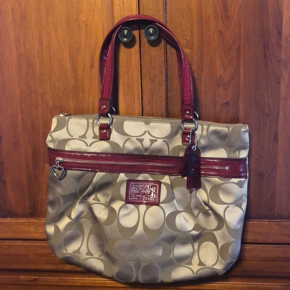 Excellent condition Coach tote